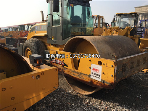 ����22��ѹ·��������ͣ��������ͬ���ֳ�