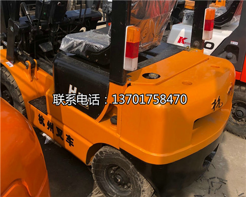 ���ֺ���2��С�泵