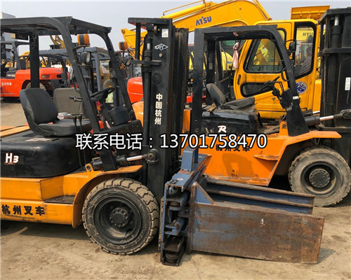 ����3�����б��泵